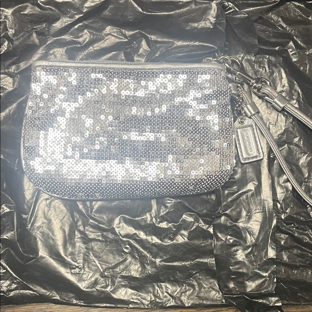 Coach Silver sequin wristlet🔥 - Picture 3 of 5